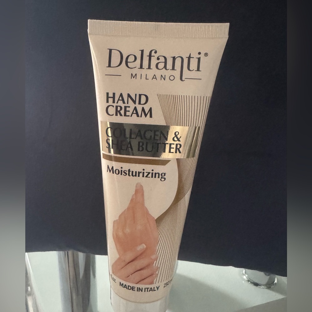 Moisturizing Hand Cream with Collagen & Shea Butter